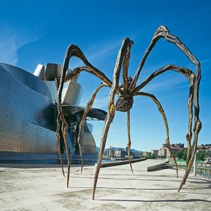Louise Bourgeois: obras y biografía de la artista de la araña