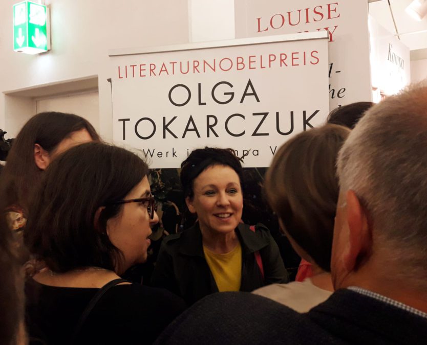 El Grup Enciclopèdia, a la fira de Frankfurt, amb la premi Nobel Olga Tokarczuk, de qui publiquem Cos